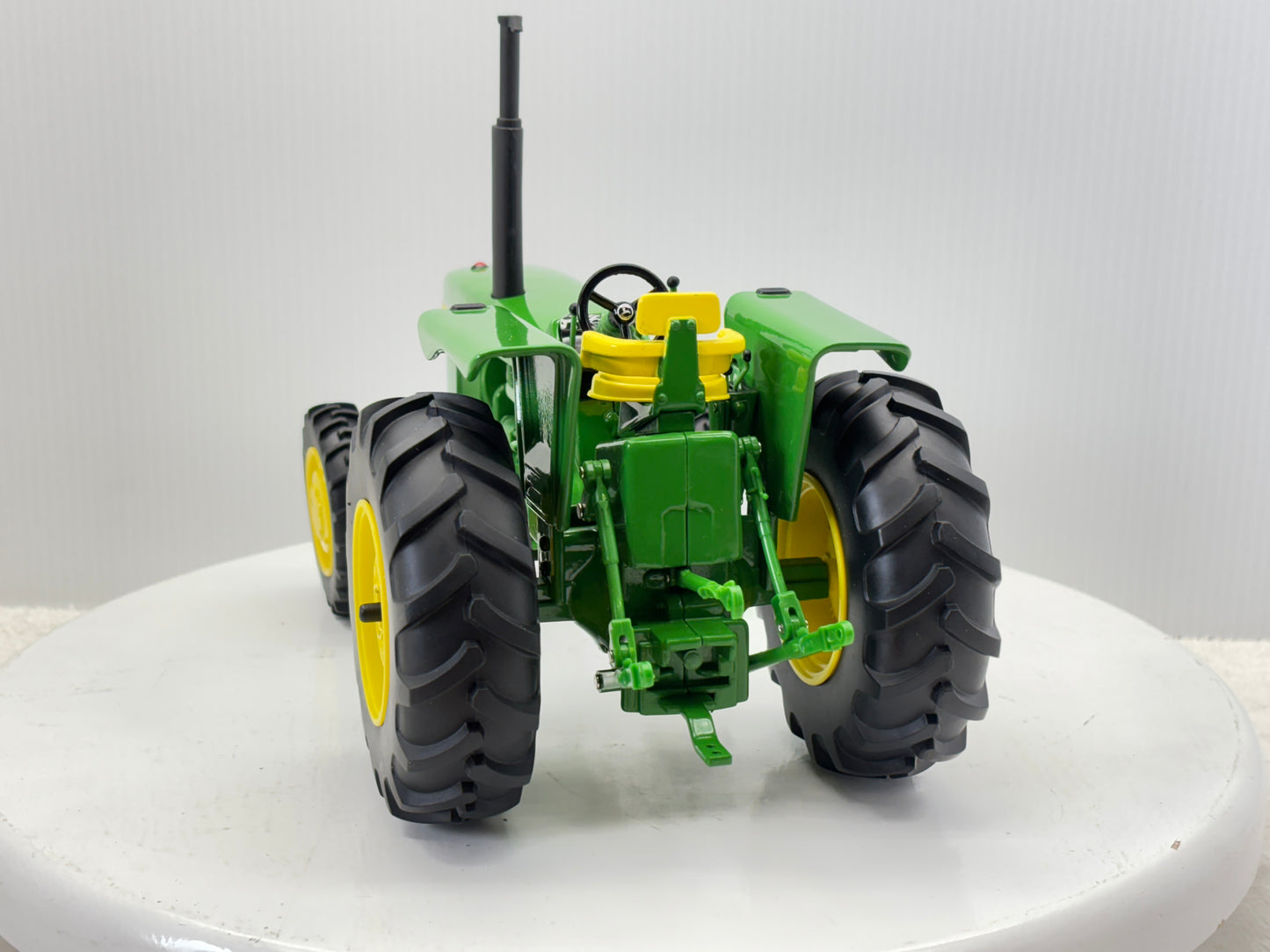 1/16 John Deere 4320 MFWD Prestige