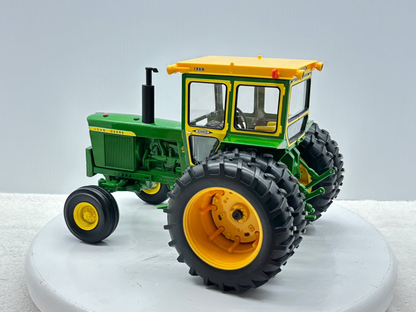 1/16 John Deere 4520 200th