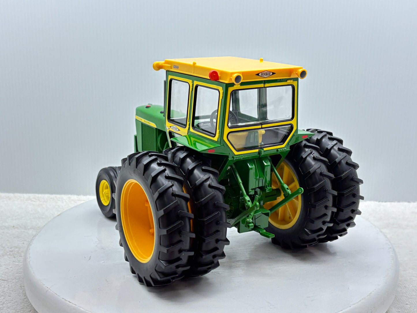 1/16 John Deere 4520 200th