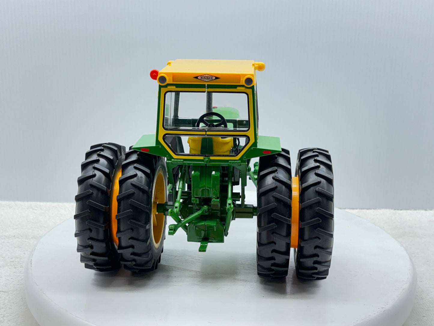1/16 John Deere 4520 200th