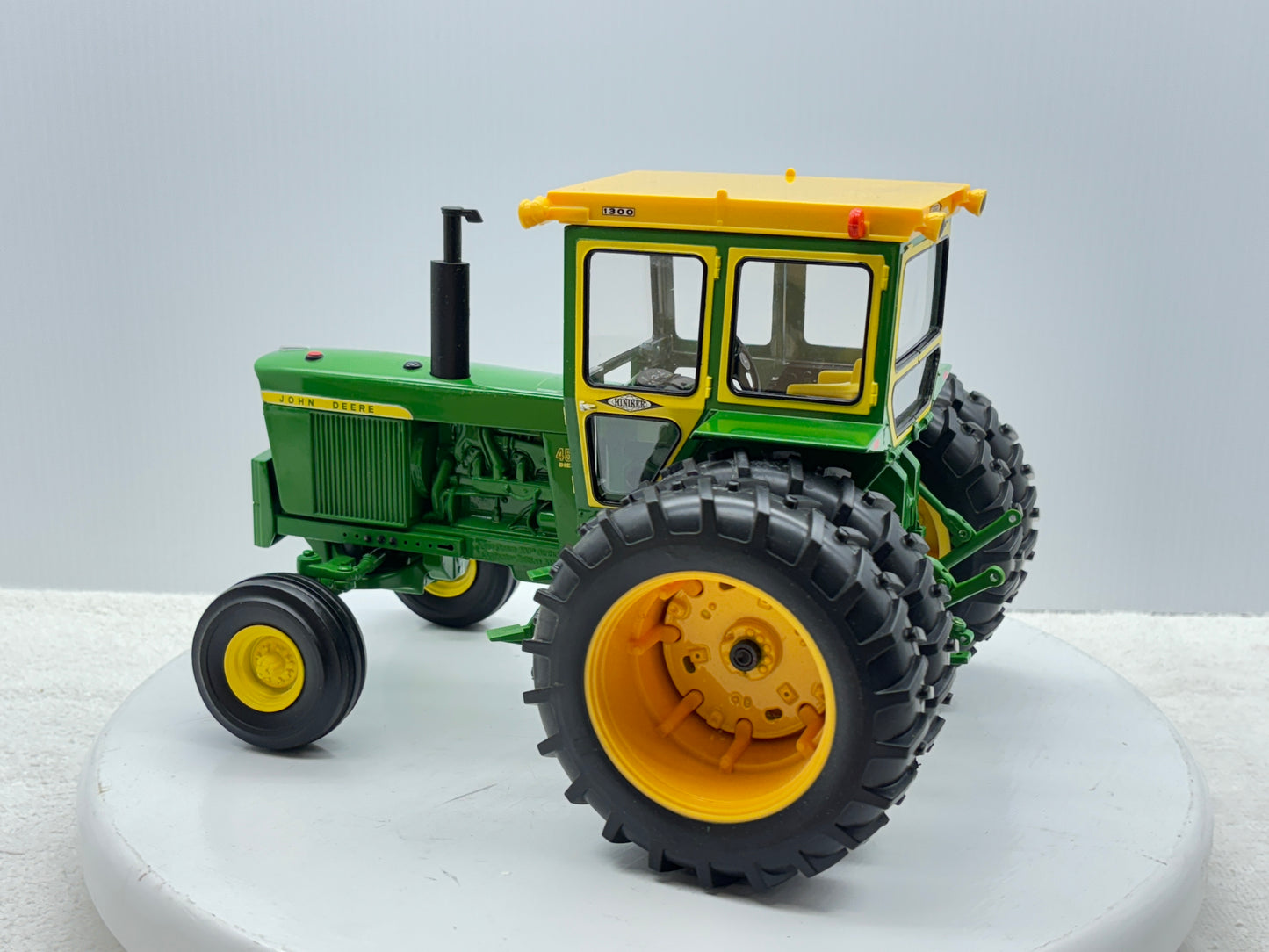1/16 John Deere 4520 200th
