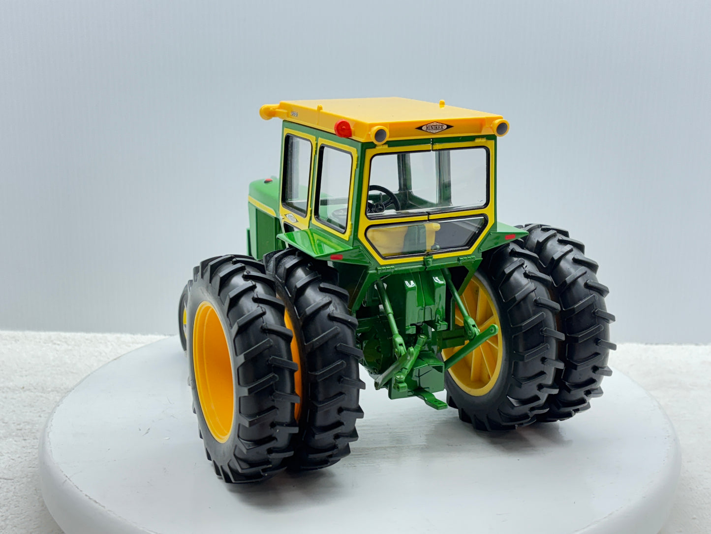 1/16 John Deere 4520 200th