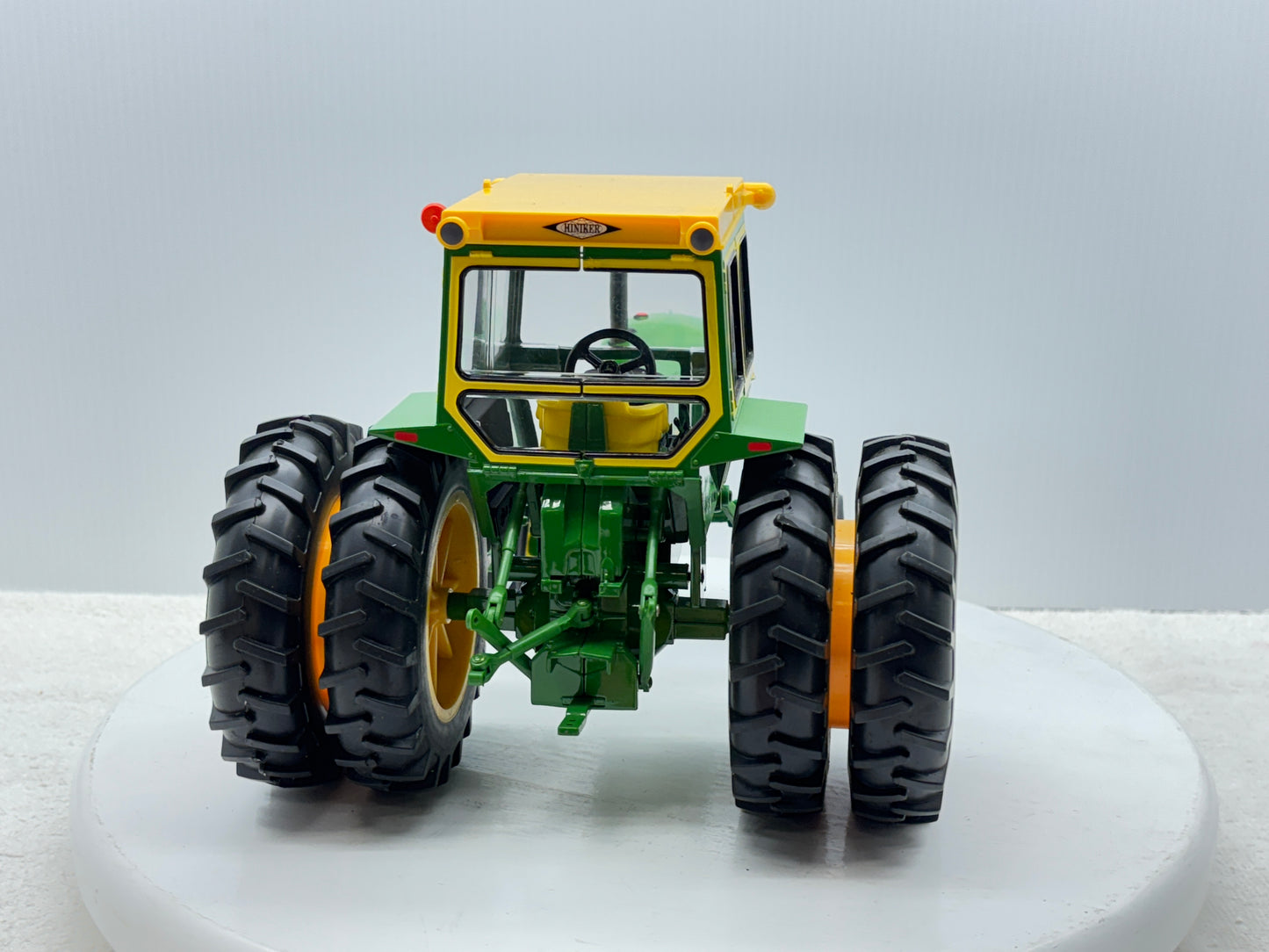 1/16 John Deere 4520 200th