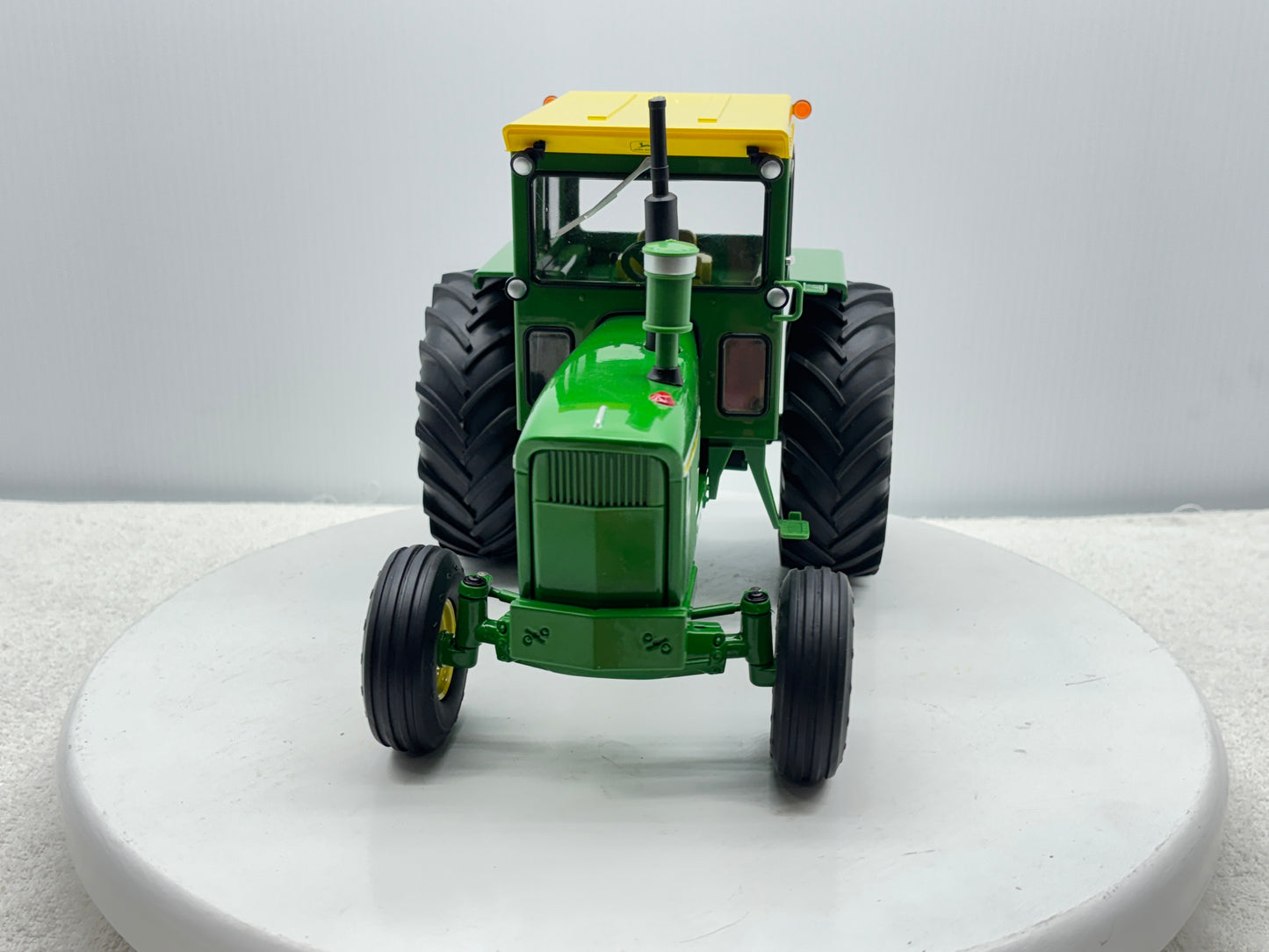1/16 John Deere 5020 Two Cylinder Club
