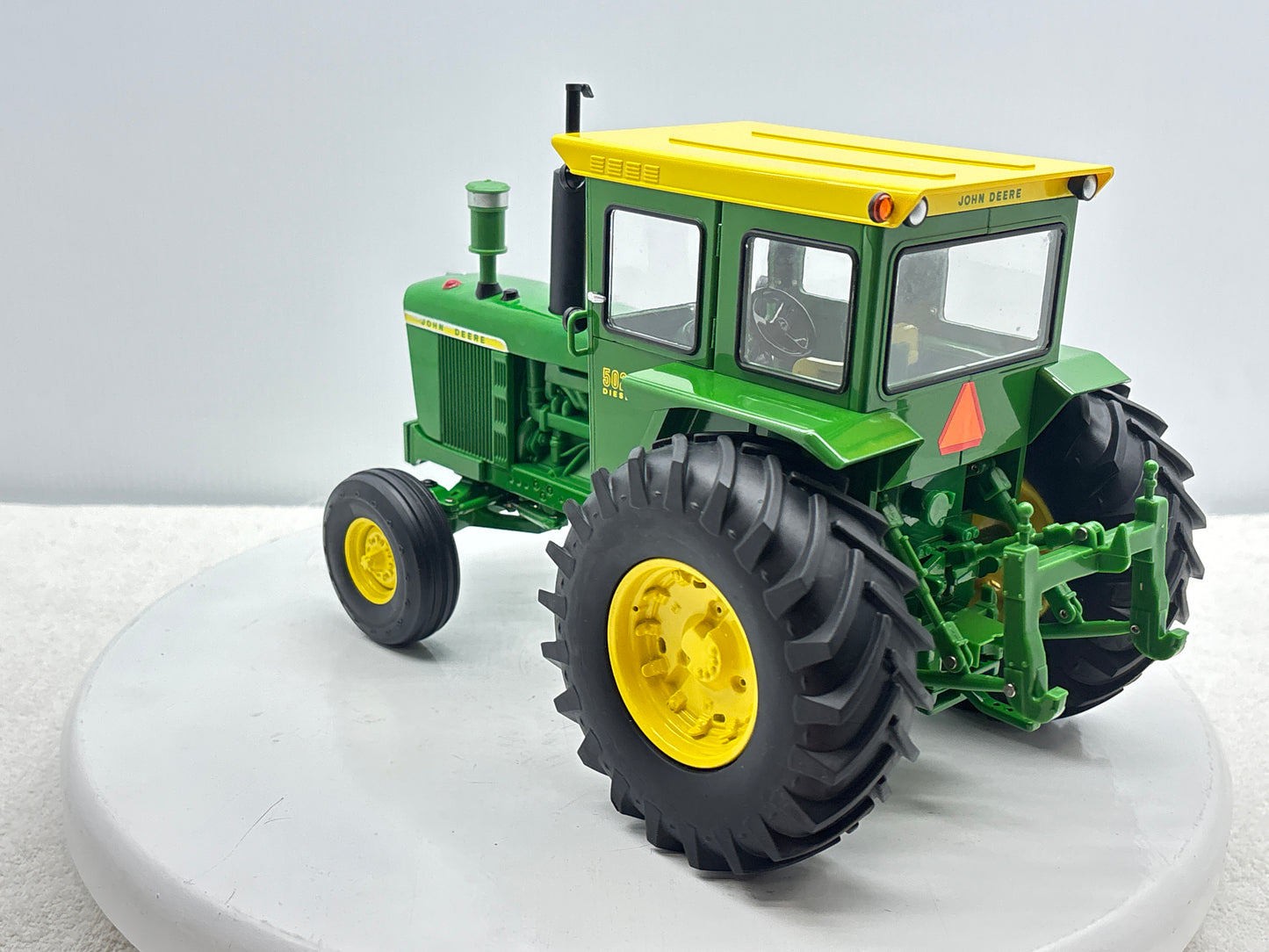 1/16 John Deere 5020 Two Cylinder Club