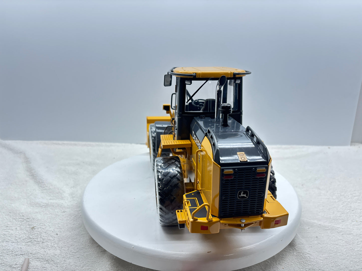 1/16 John Deere 544J