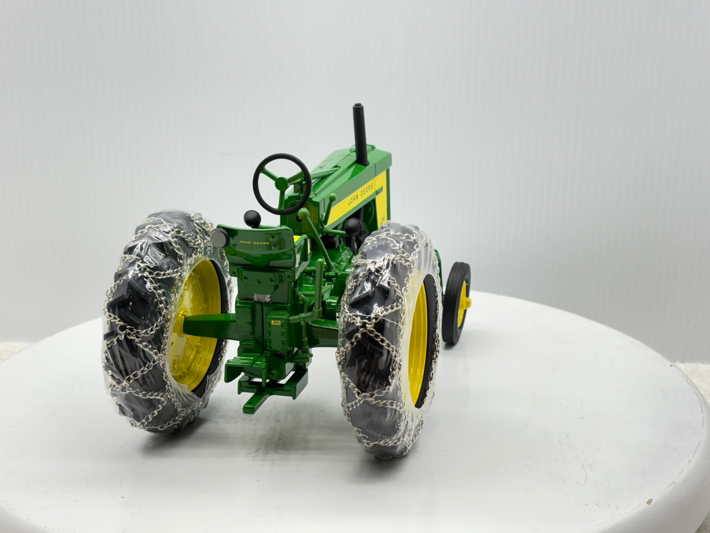 1/16 John Deere 620 Row Crop