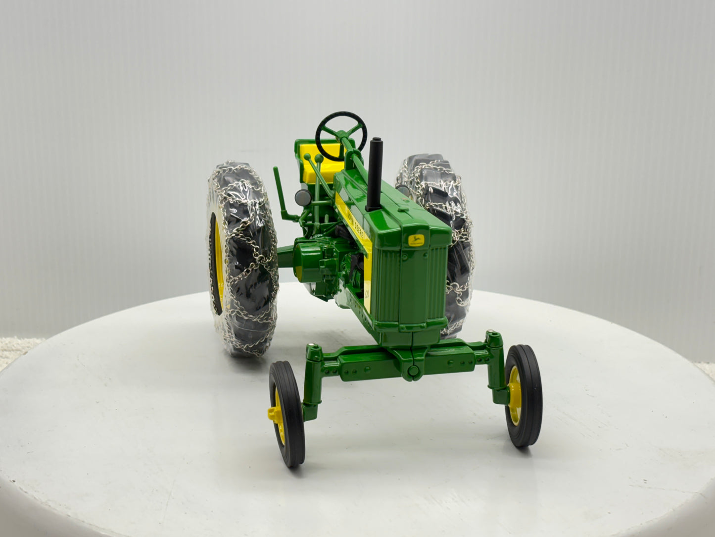 1/16 John Deere 620 Row Crop
