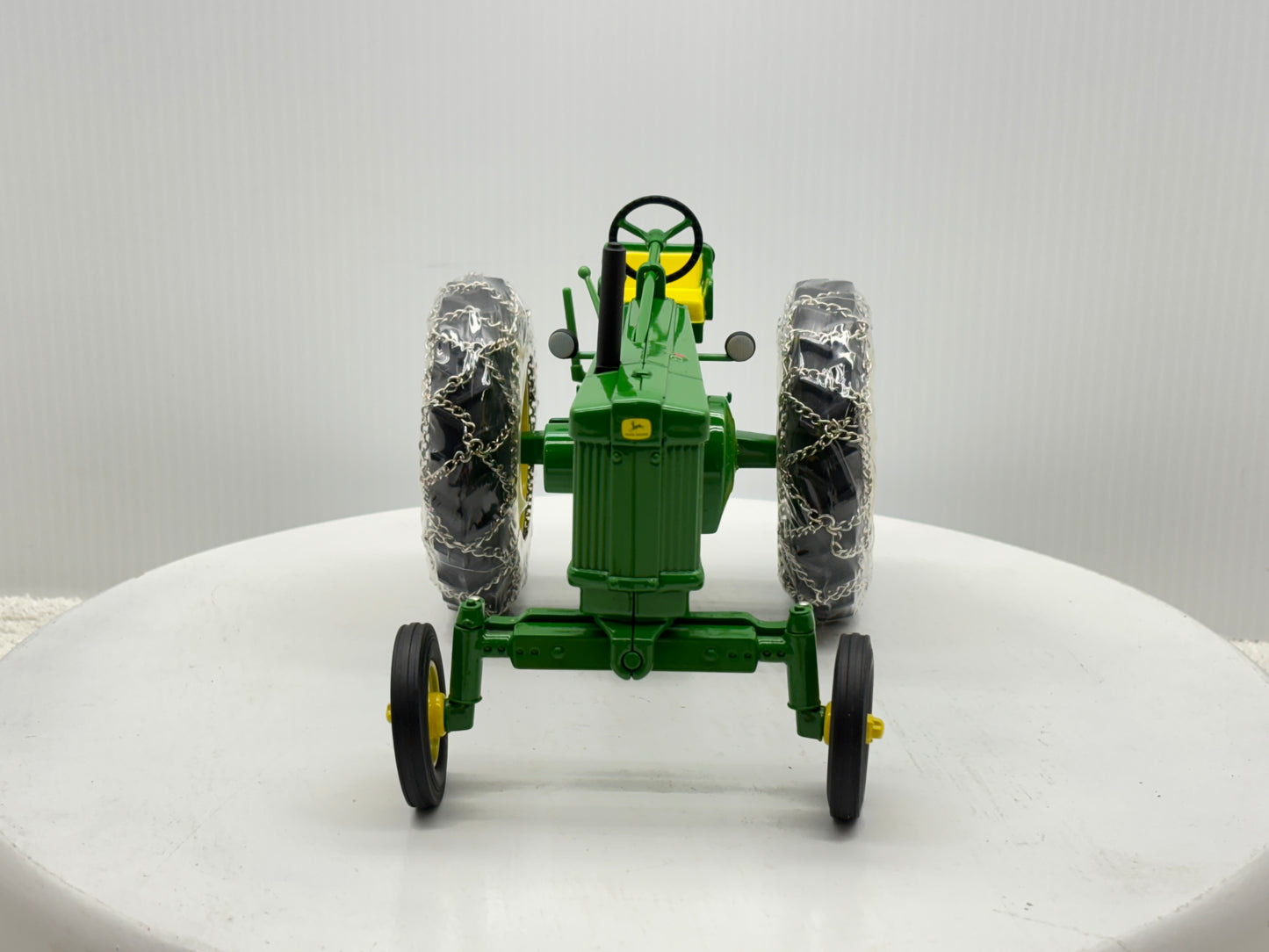 1/16 John Deere 620 Row Crop