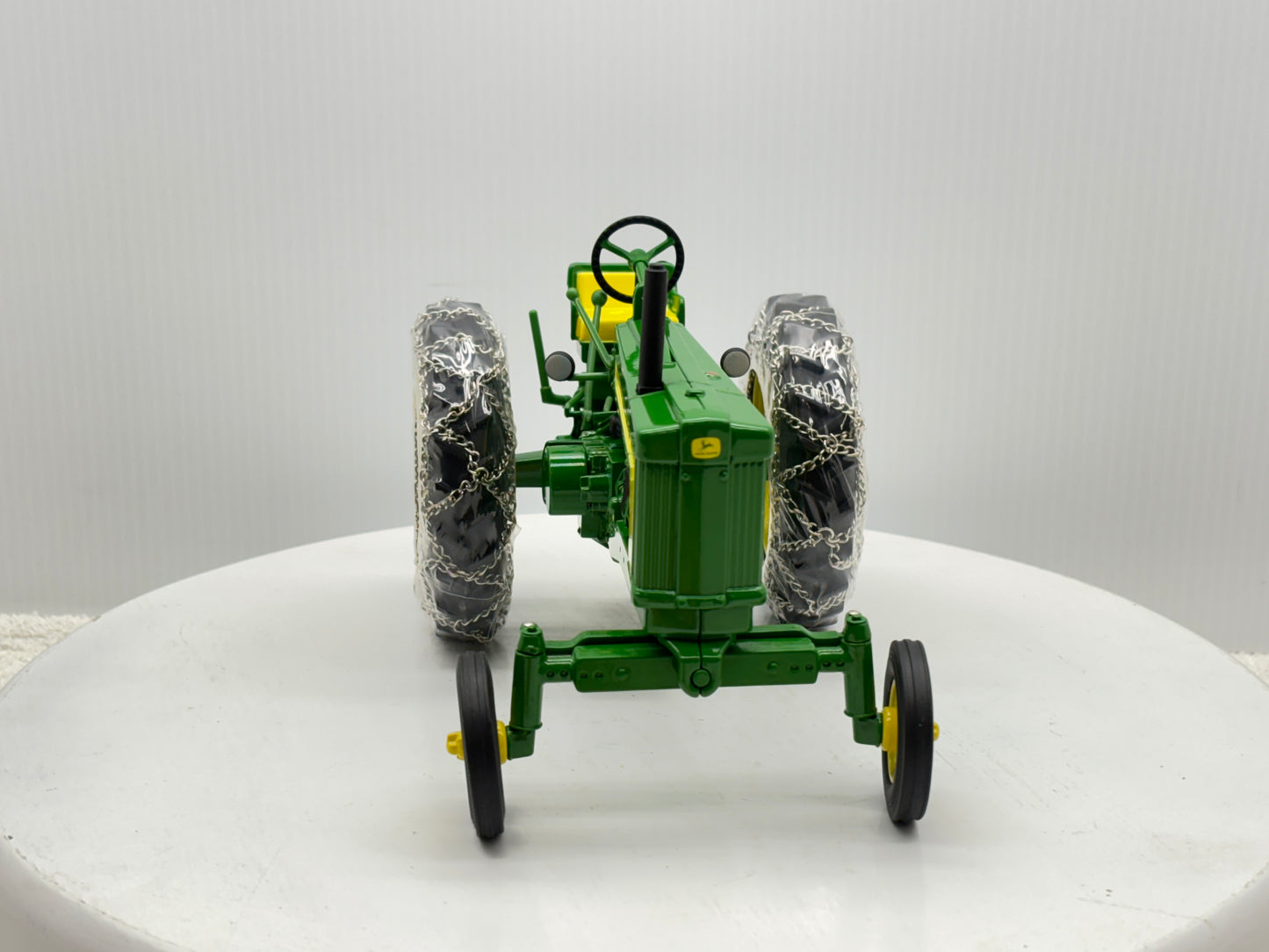 1/16 John Deere 620 Row Crop