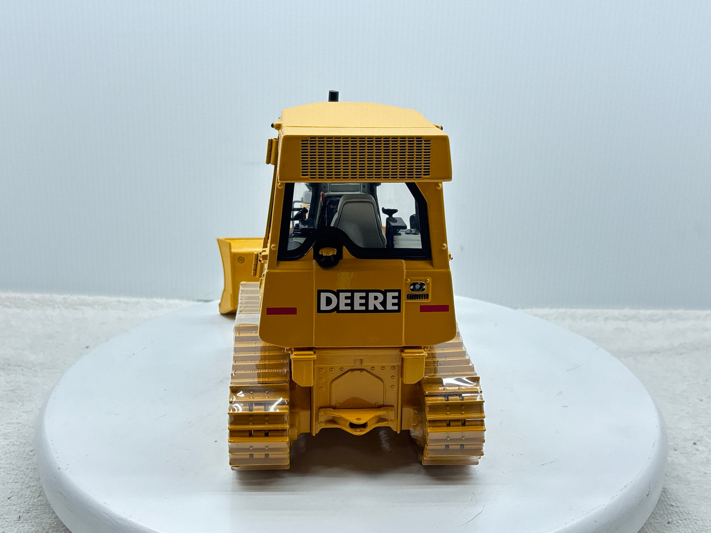 1/16 John Deere 650H Precision