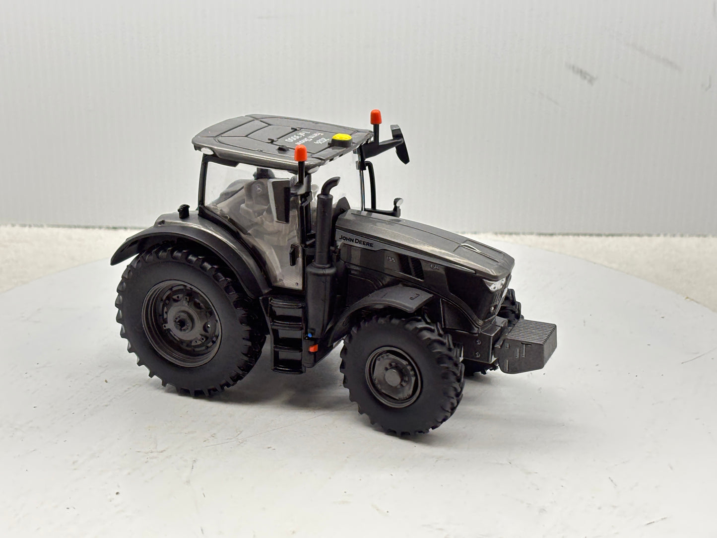 1/32 John Deere 6R 155 Charcoal