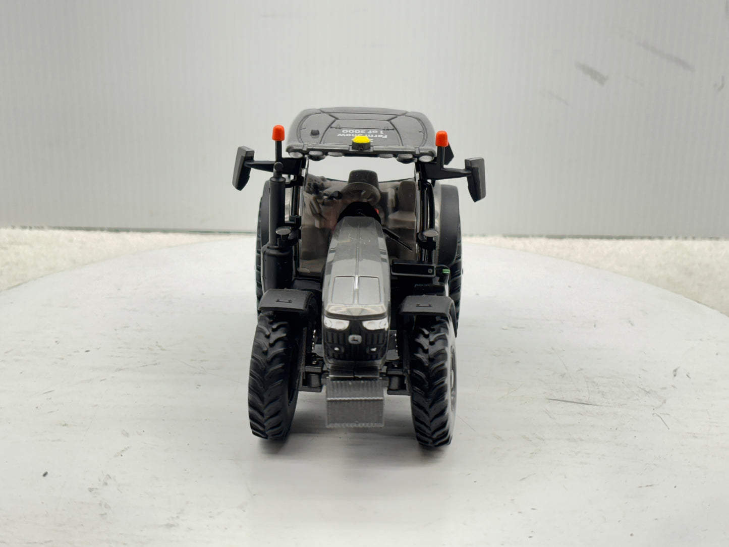 1/32 John Deere 6R 155 Charcoal