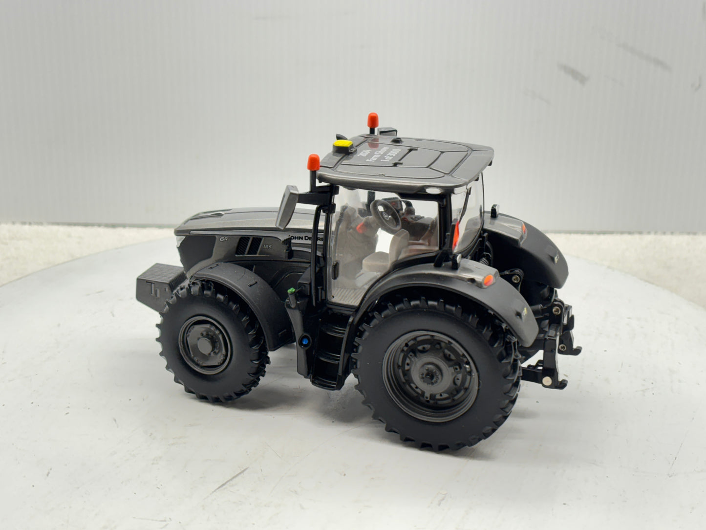 1/32 John Deere 6R 155 Charcoal