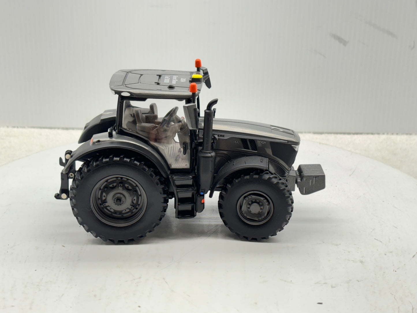1/32 John Deere 6R 155 Charcoal