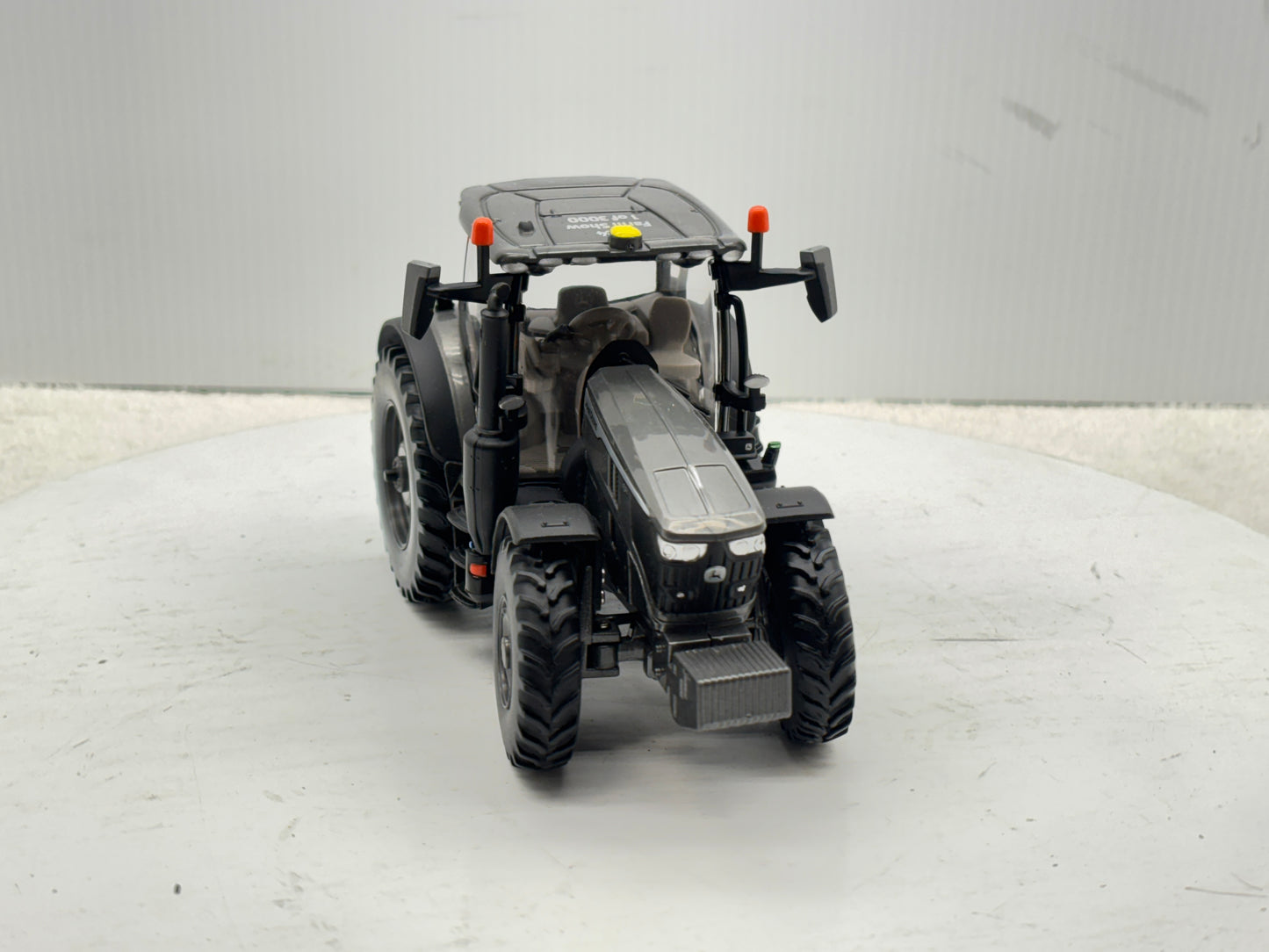 1/32 John Deere 6R 155 Charcoal
