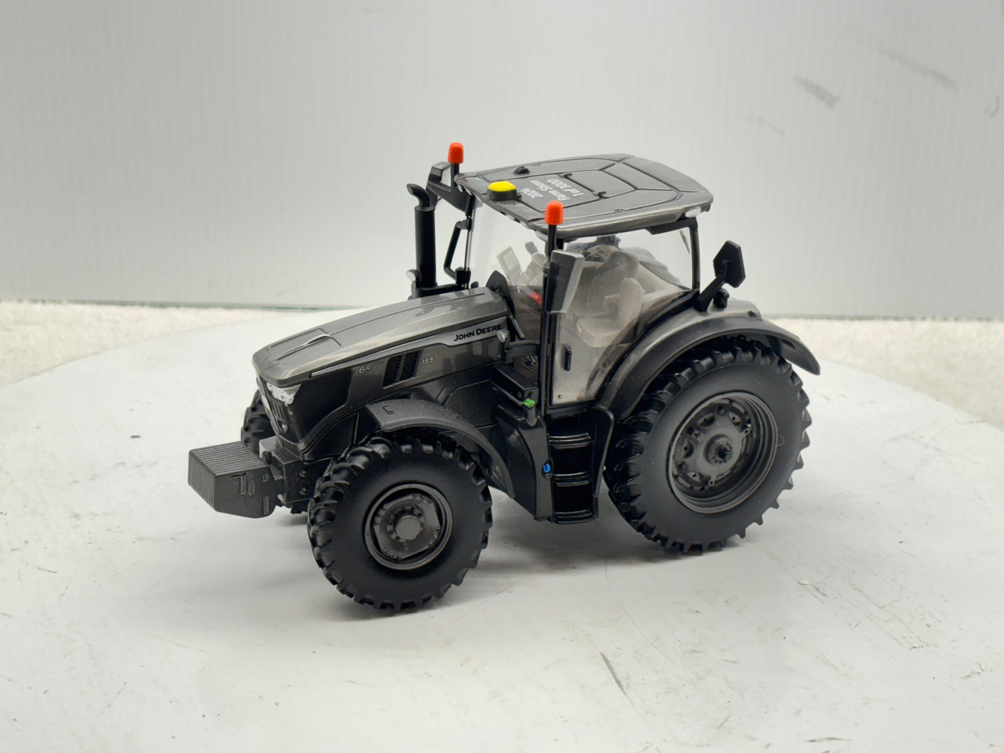 1/32 John Deere 6R 155 Charcoal