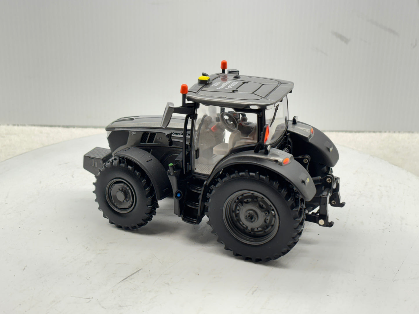 1/32 John Deere 6R 155 Charcoal