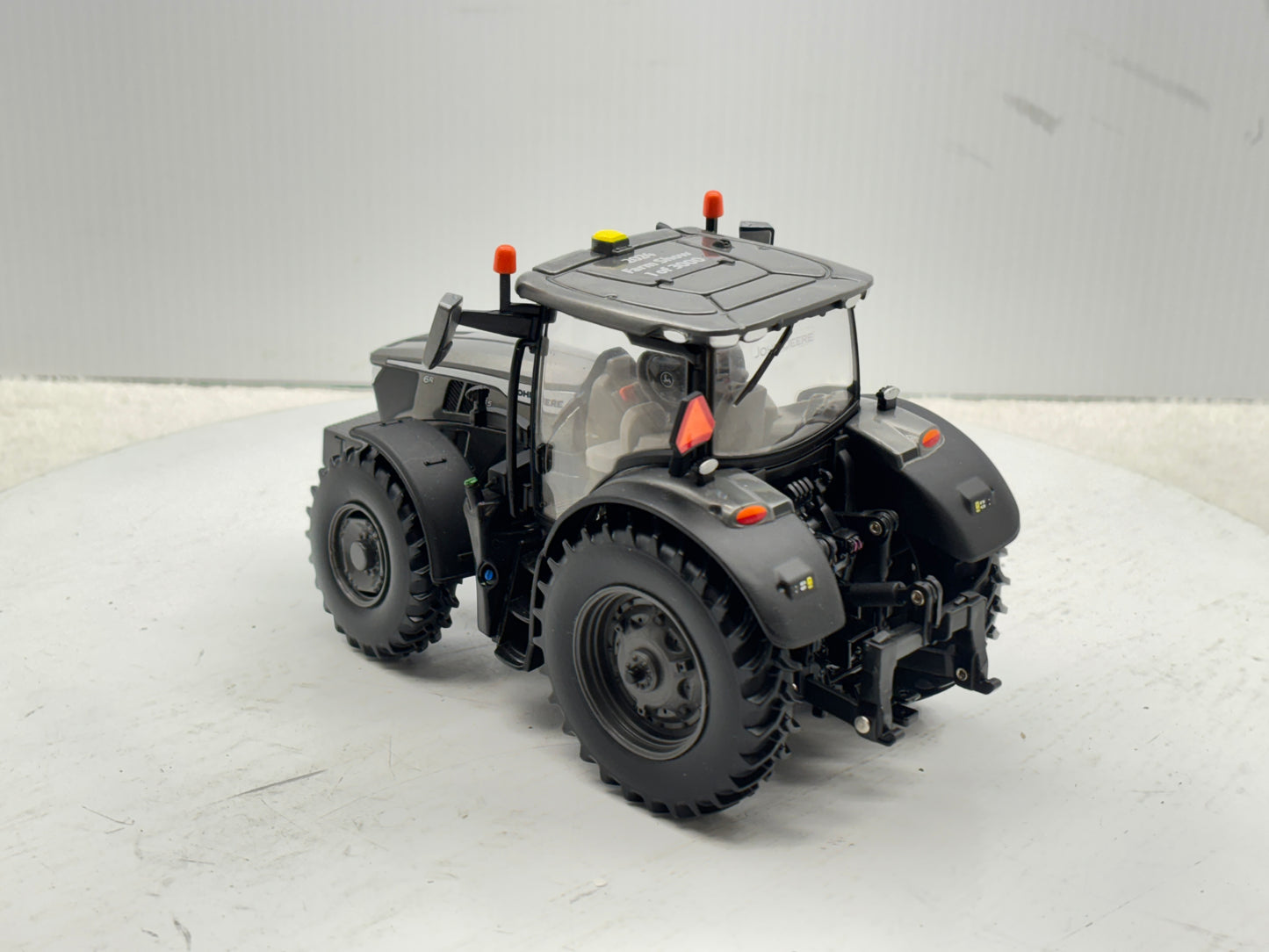 1/32 John Deere 6R 155 Charcoal