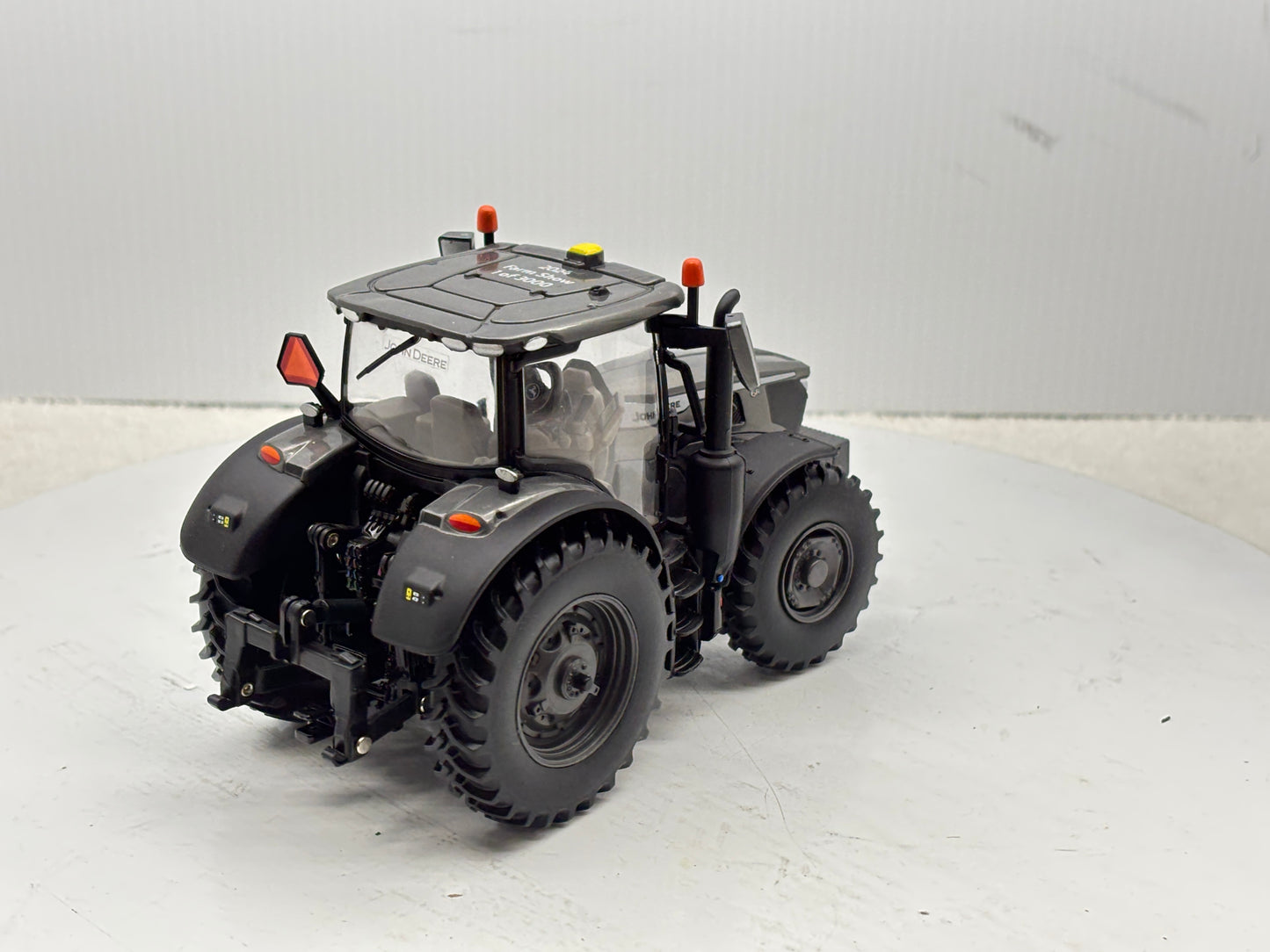 1/32 John Deere 6R 155 Charcoal