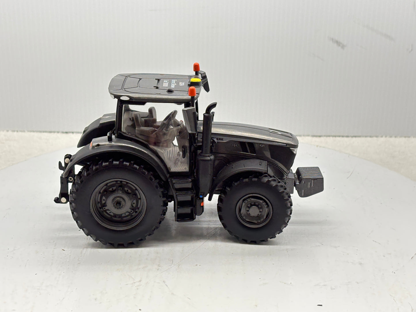 1/32 John Deere 6R 155 Charcoal