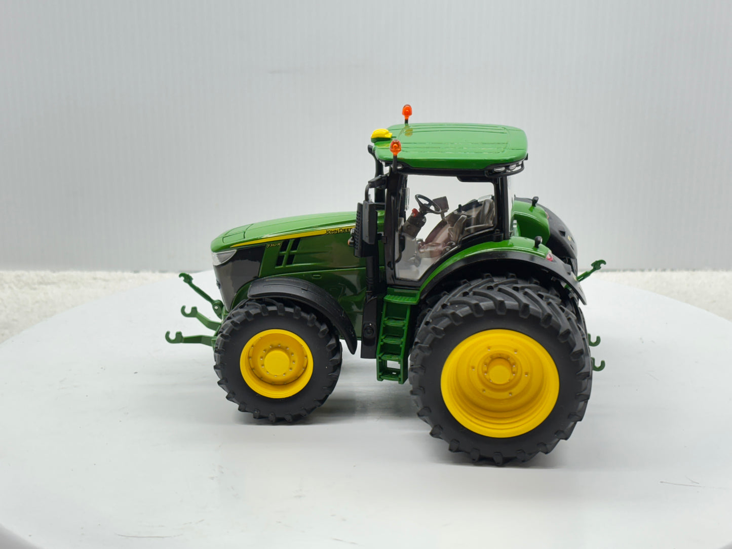 1/32 John Deere 7310R