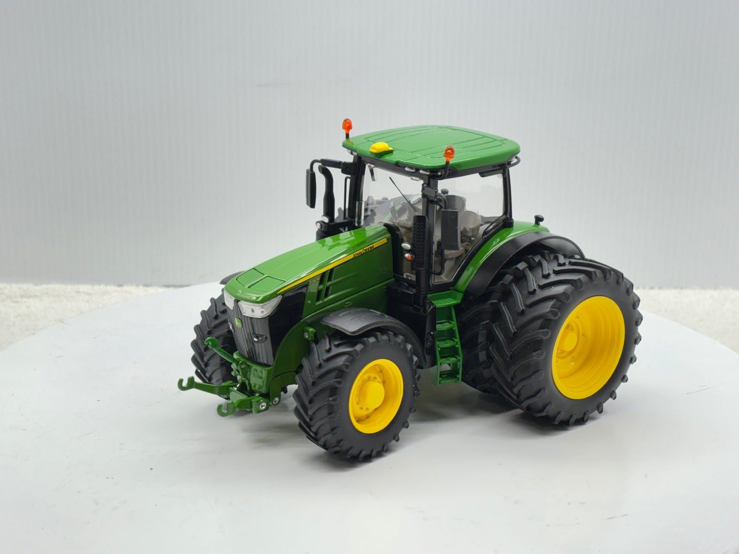 1/32 John Deere 7310R