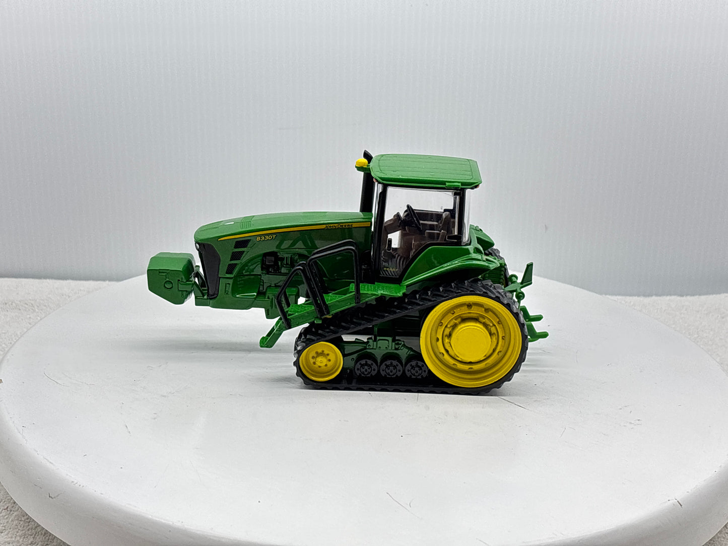 1/32 John Deere 8330T