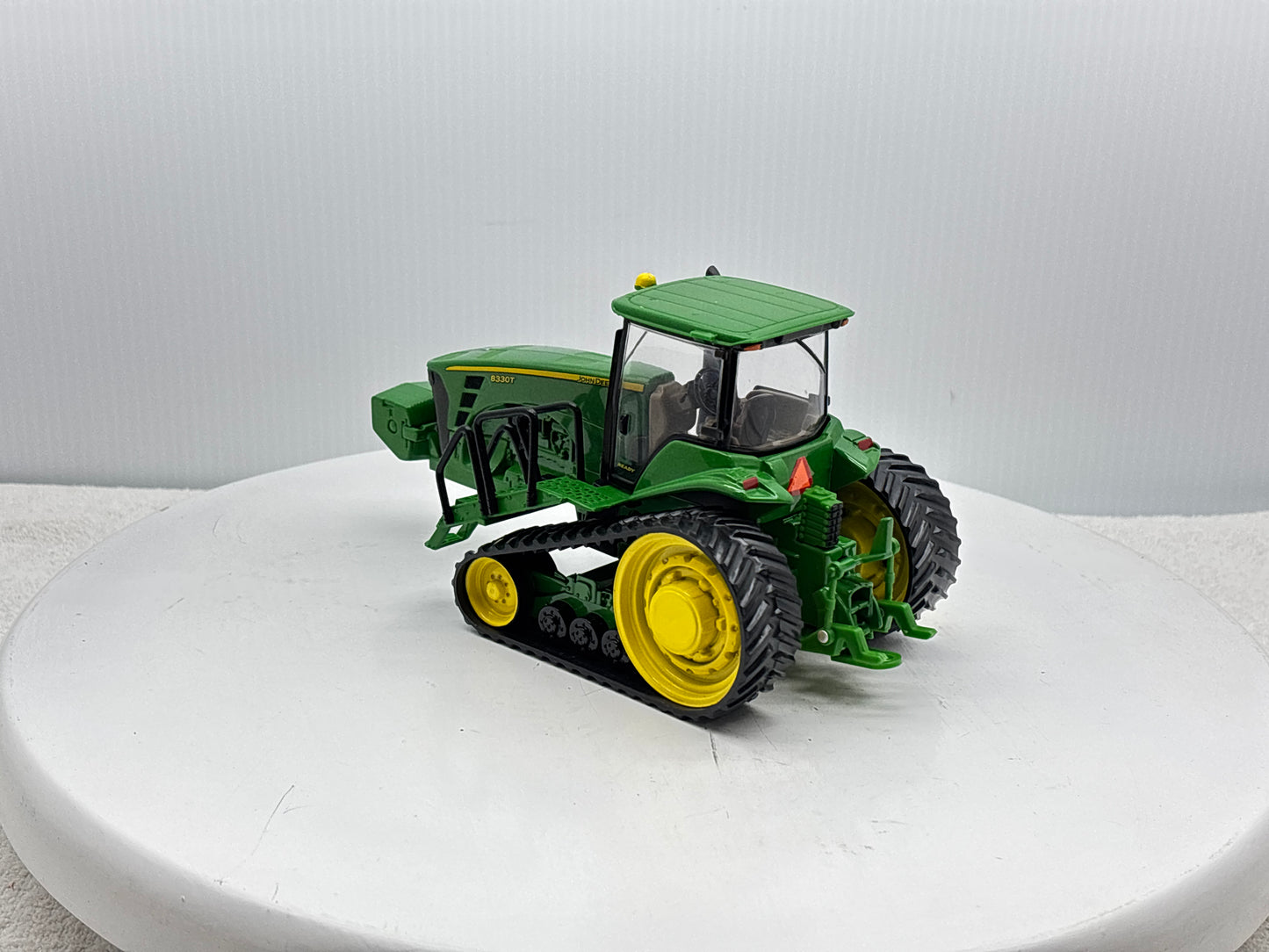 1/32 John Deere 8330T