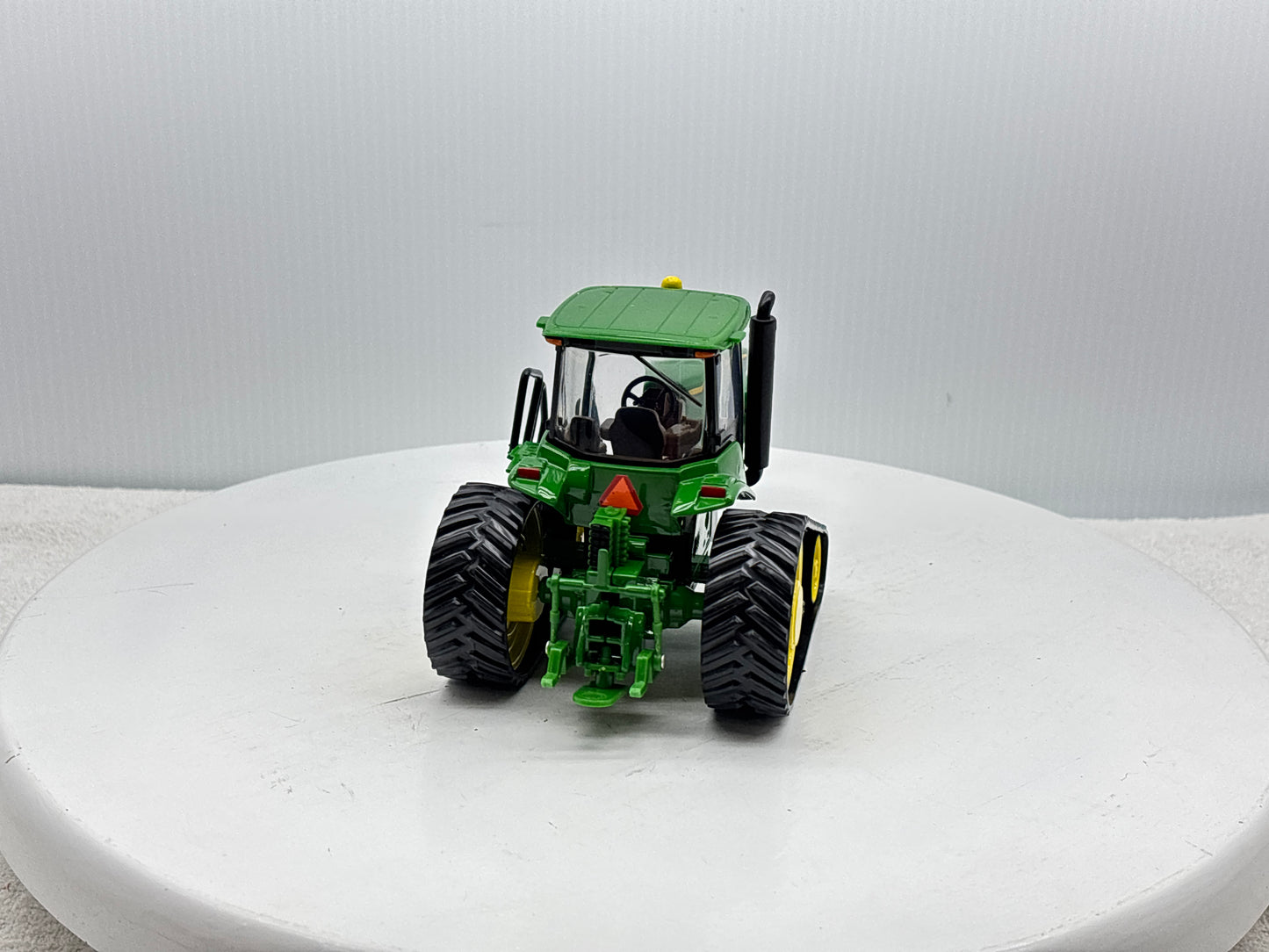 1/32 John Deere 8330T