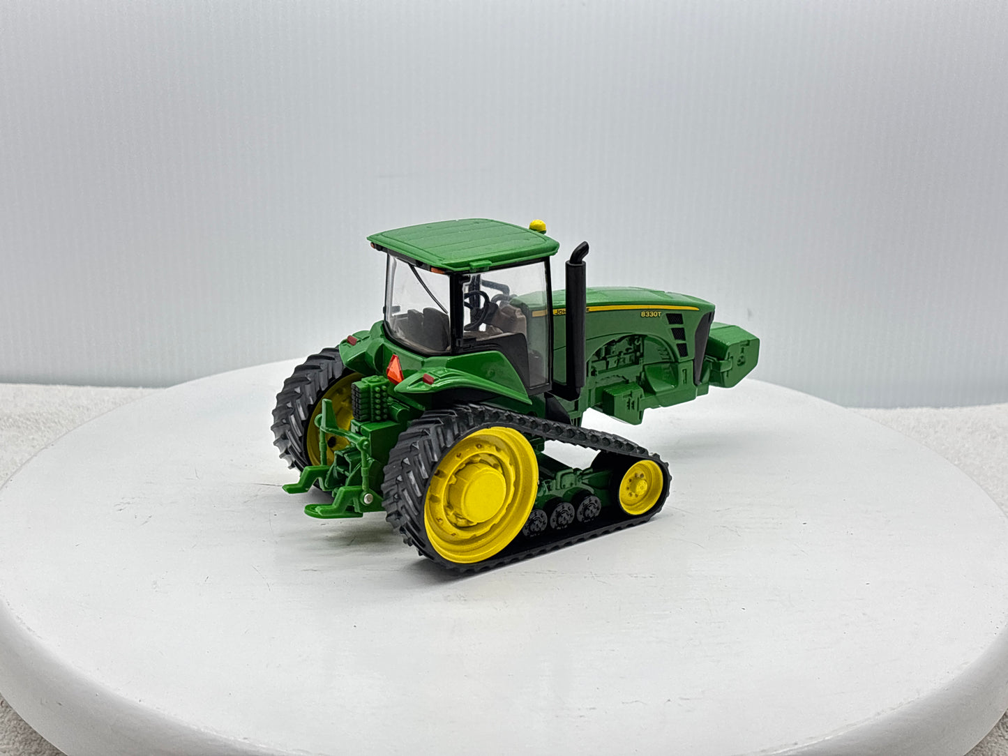 1/32 John Deere 8330T