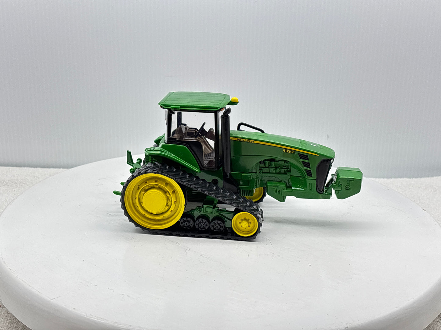 1/32 John Deere 8330T