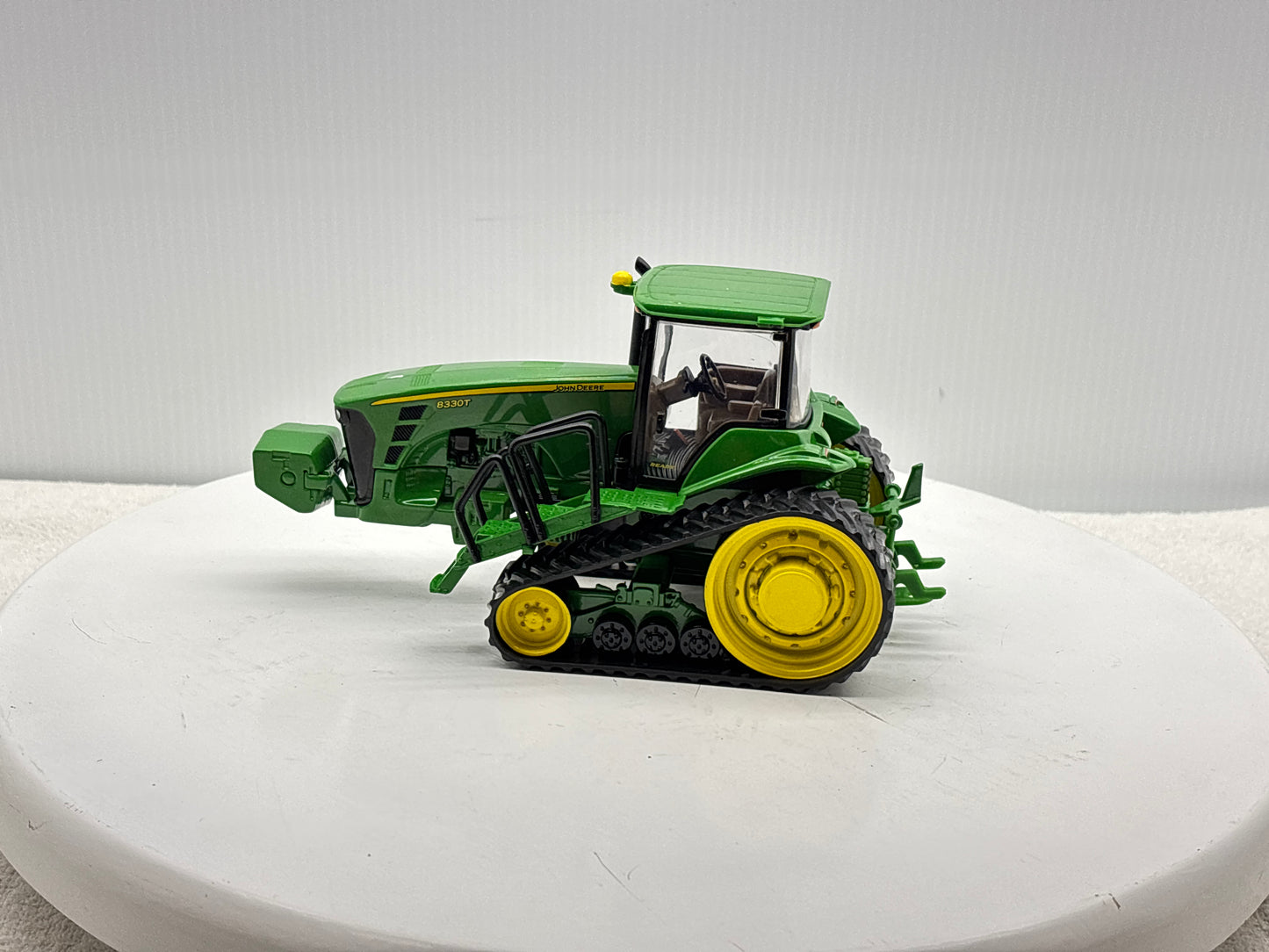 1/32 John Deere 8330T