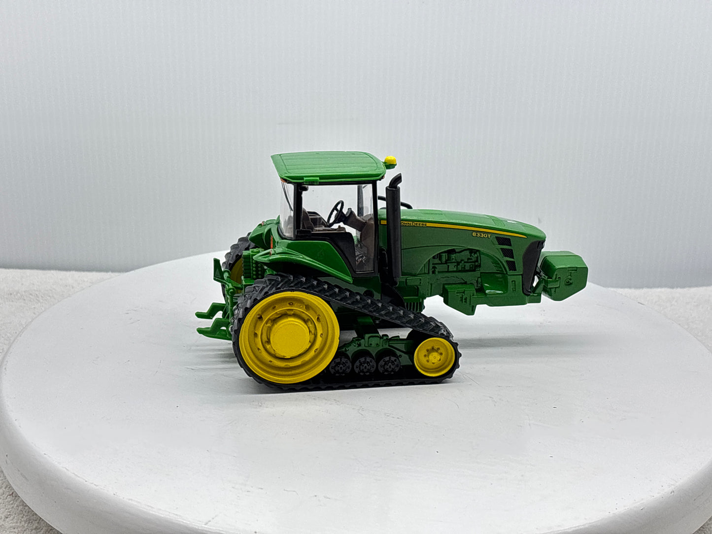 1/32 John Deere 8330T