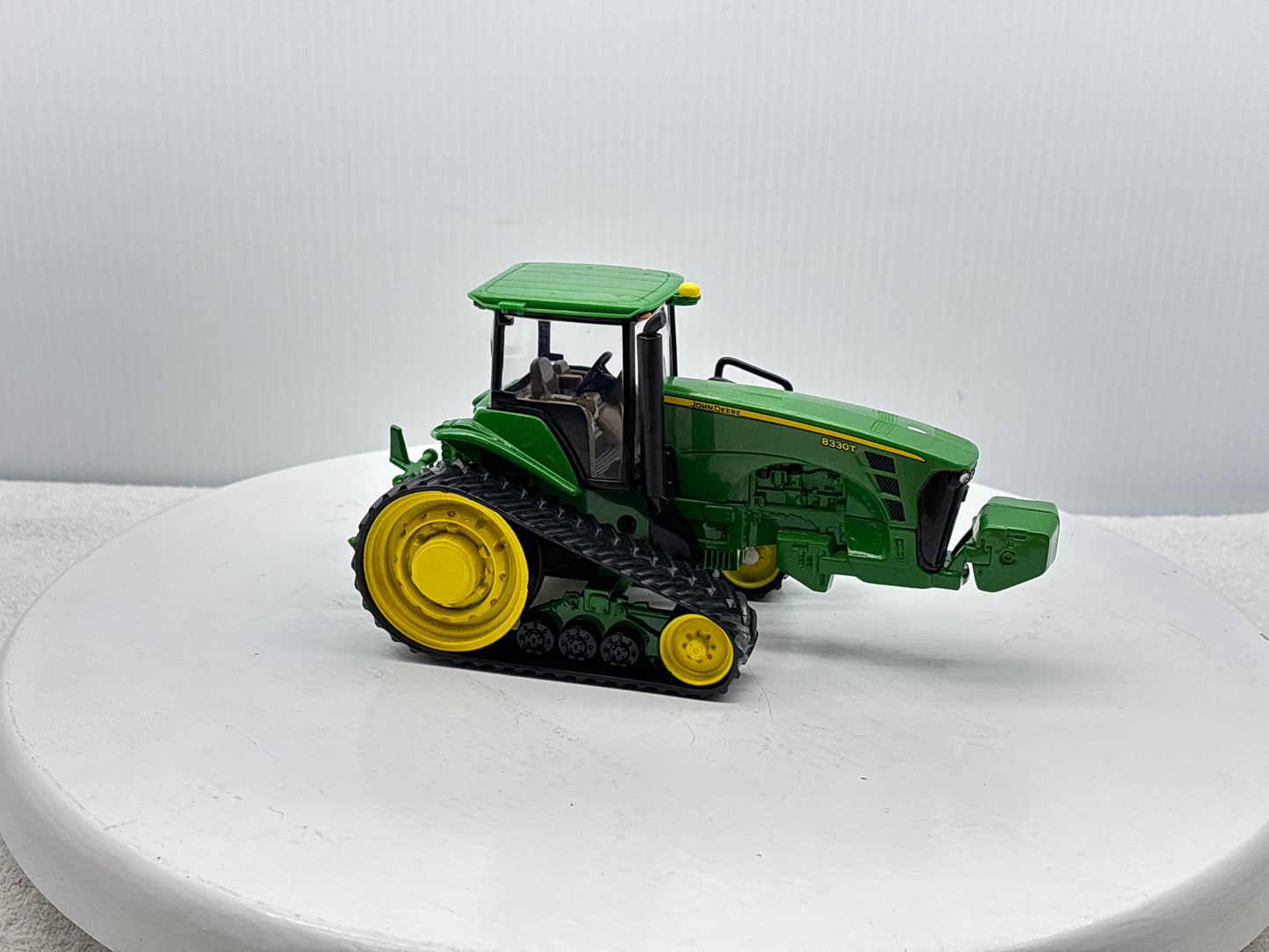 1/32 John Deere 8330T