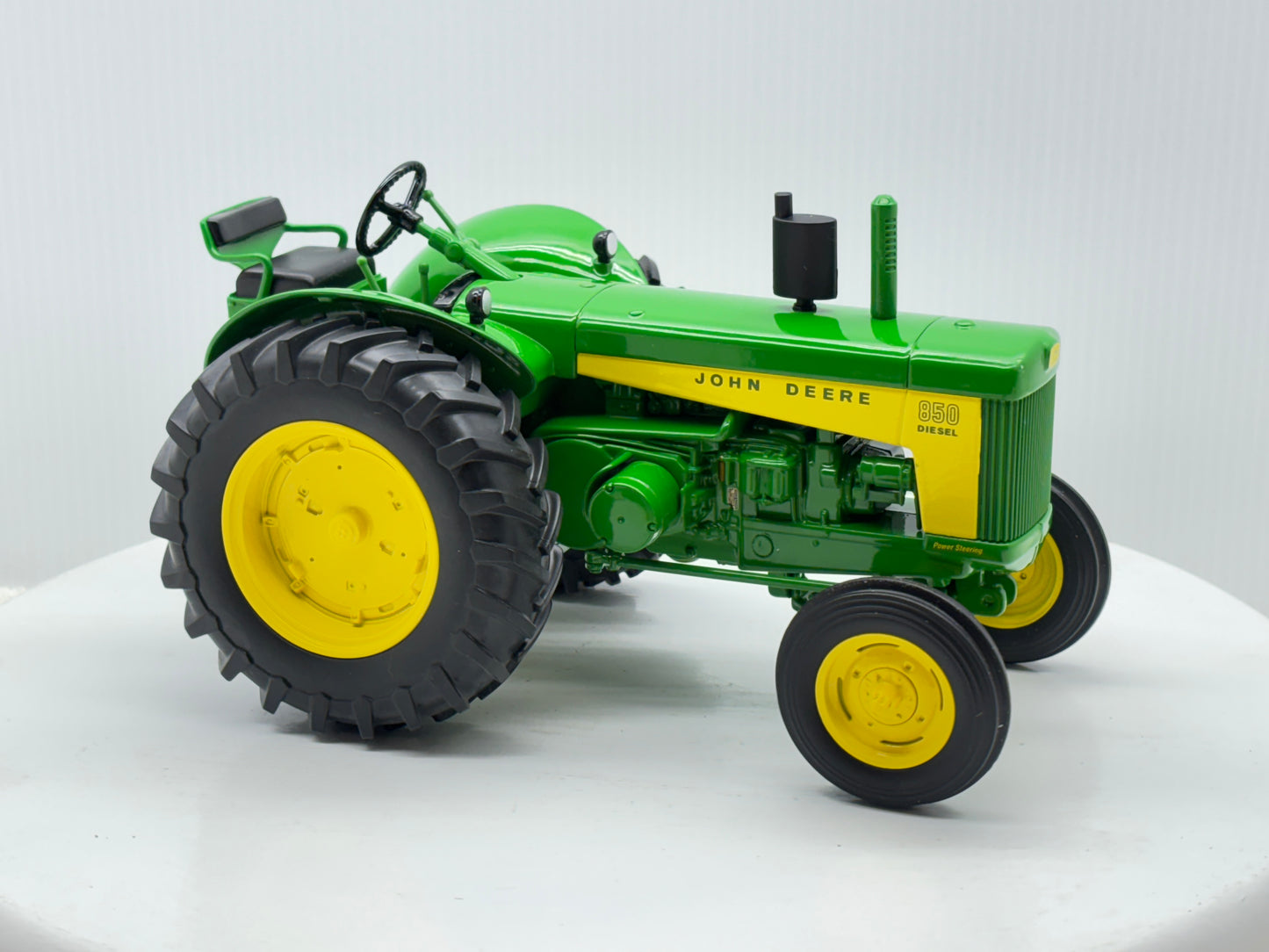 1/16 John Deere 850 Prototype Two Cylinder