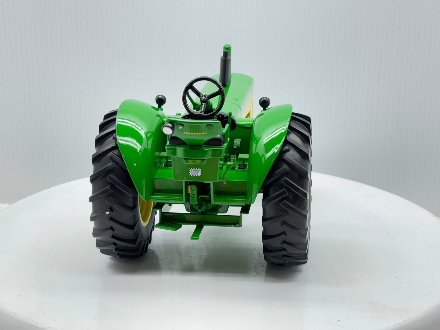 1/16 John Deere 850 Prototype Two Cylinder