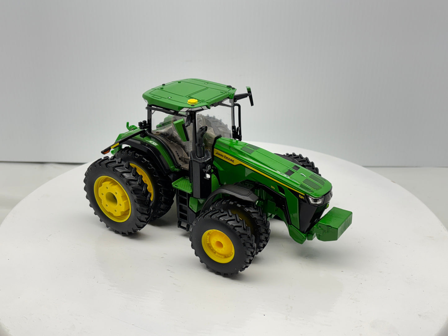 1/32 John Deere 8R 370