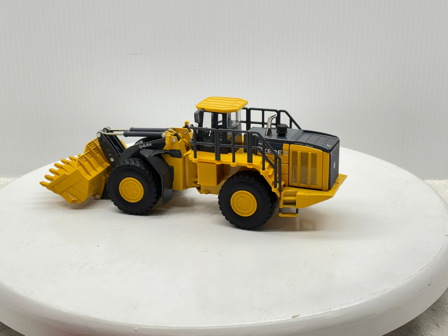 1/50 John Deere 944k