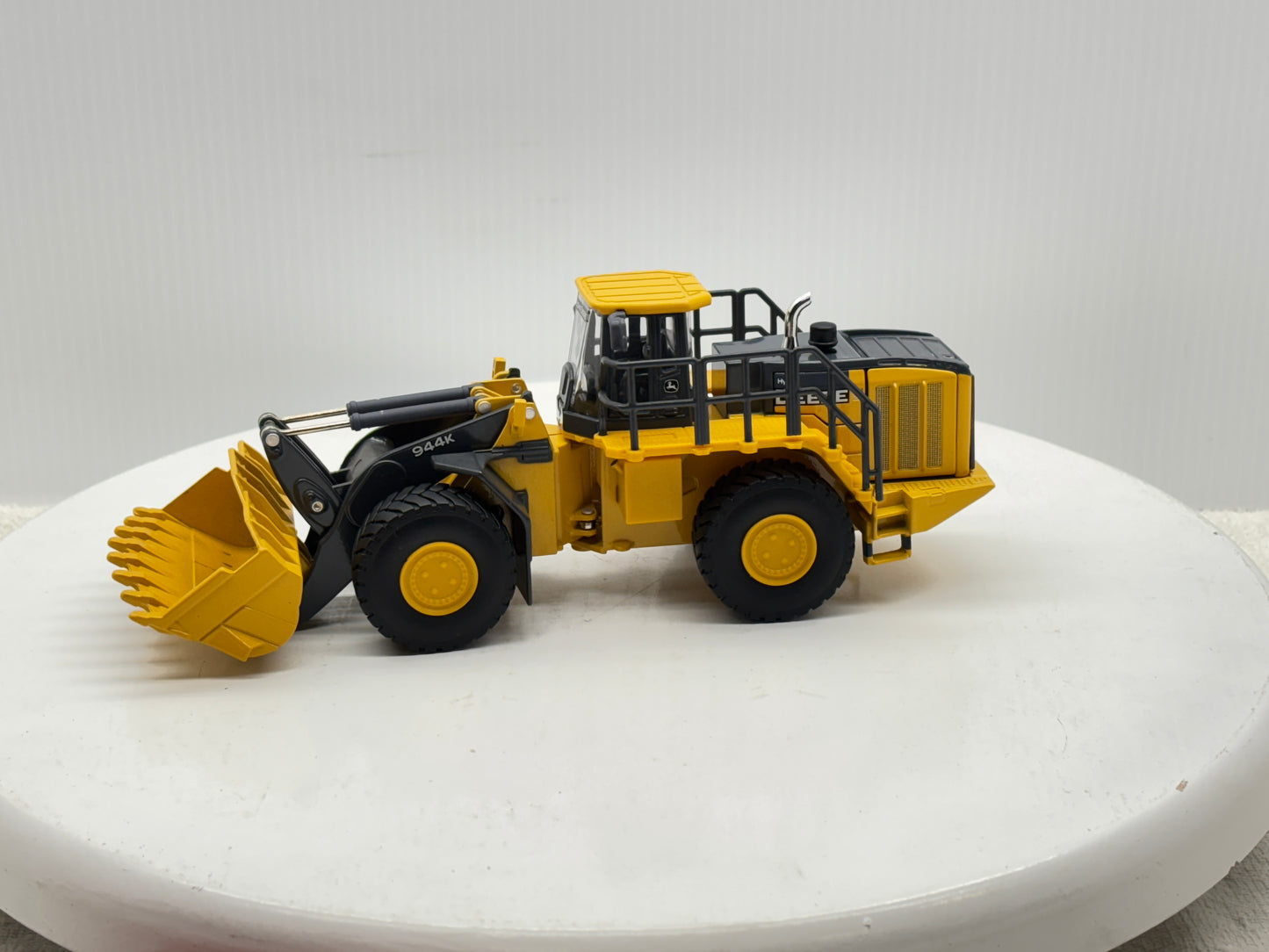 1/50 John Deere 944k