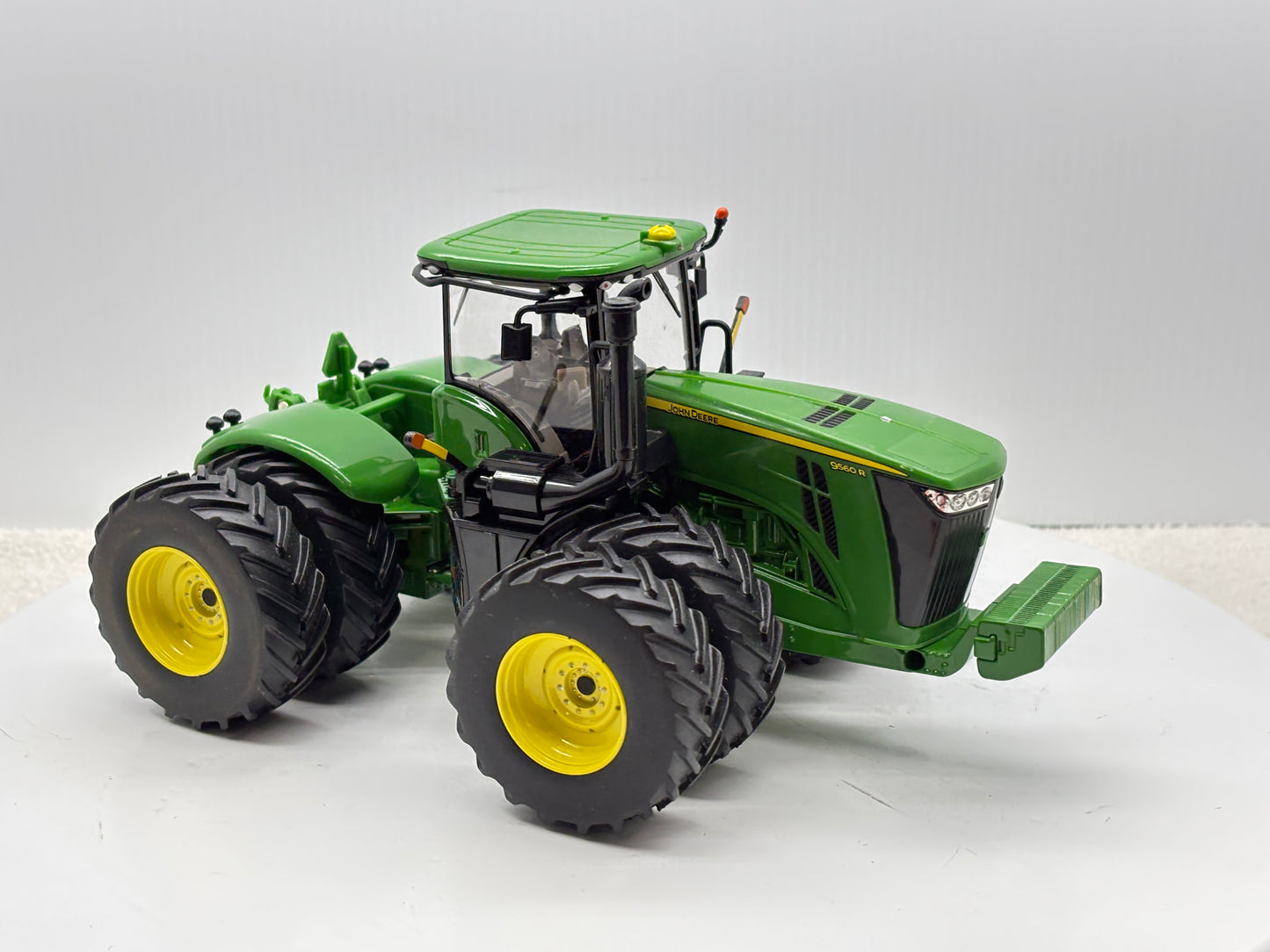 1/32 John Deere 9560R