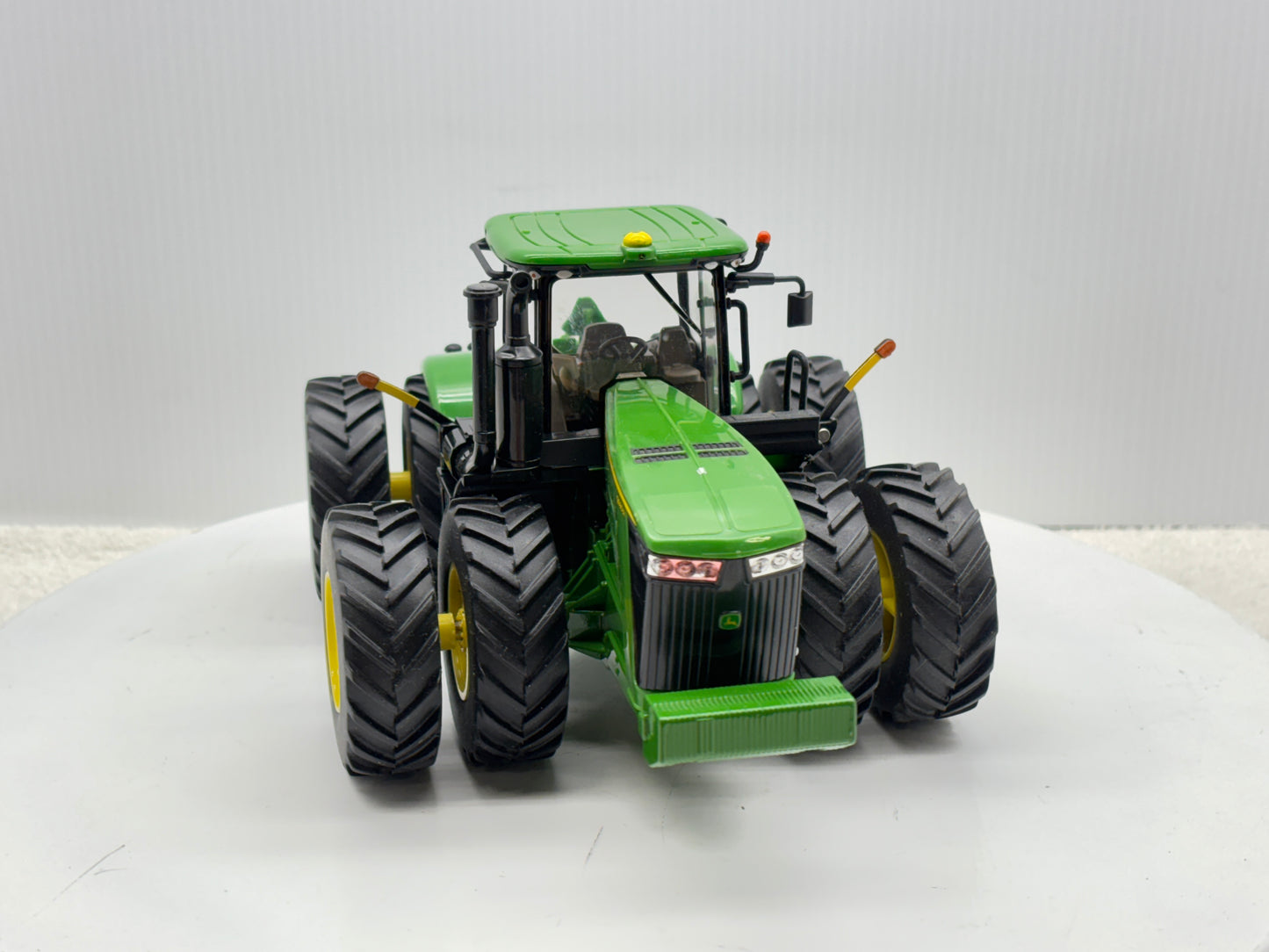1/32 John Deere 9560R
