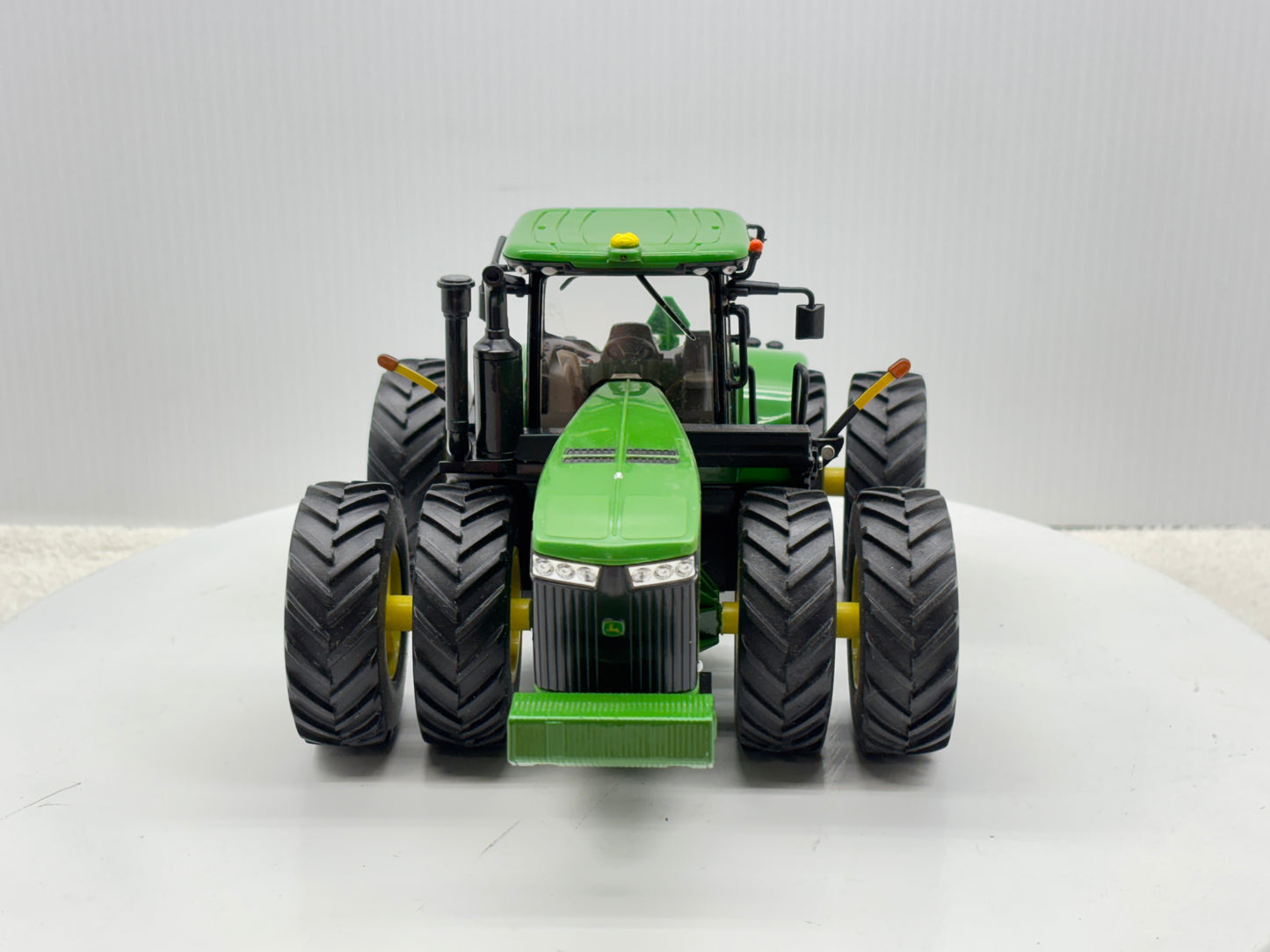 1/32 John Deere 9560R