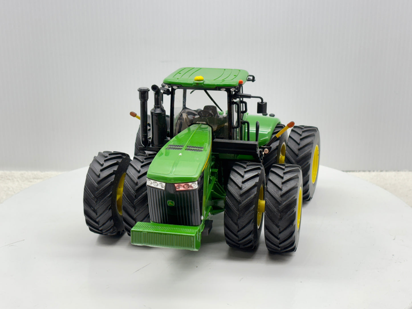 1/32 John Deere 9560R
