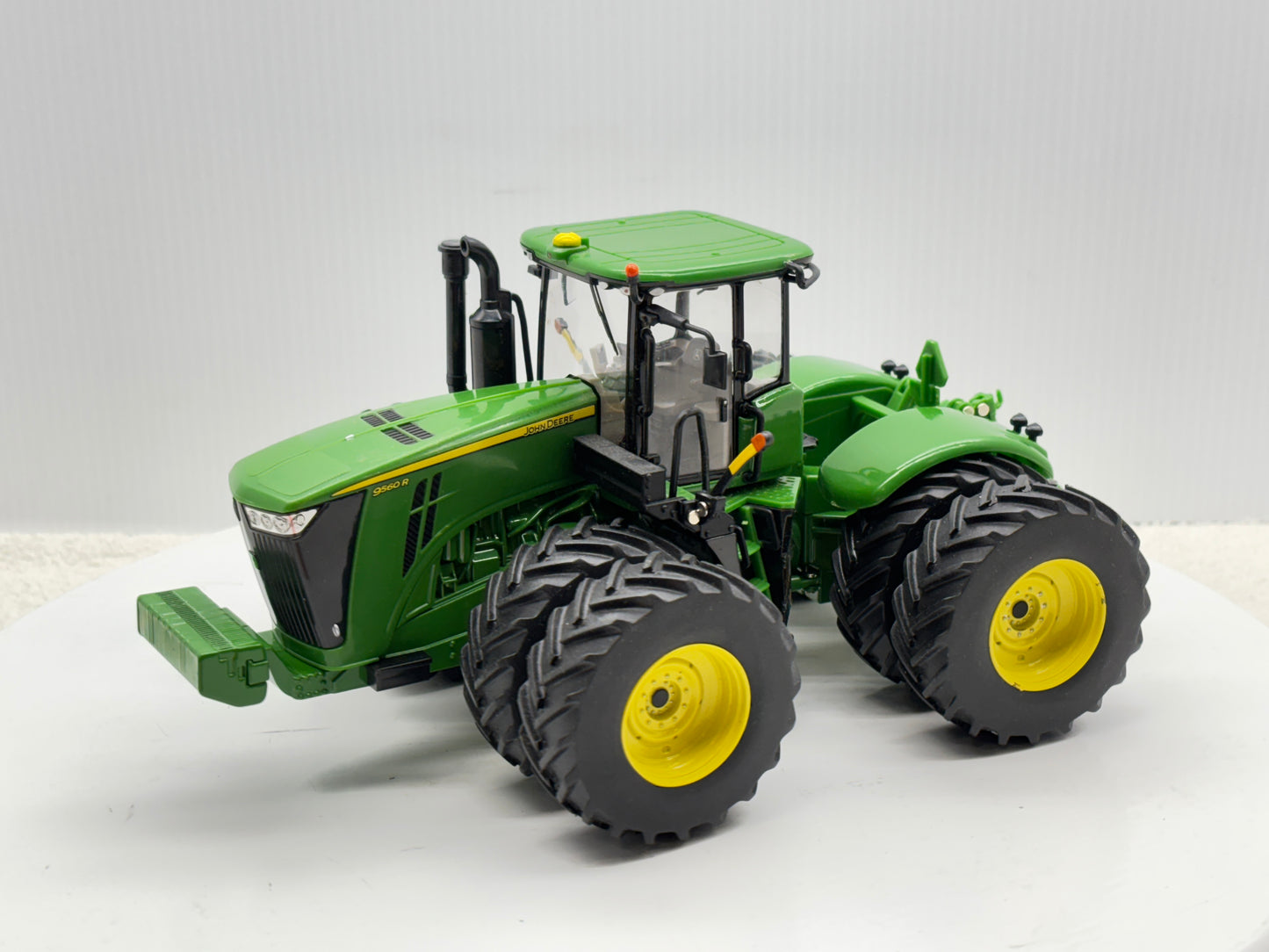 1/32 John Deere 9560R