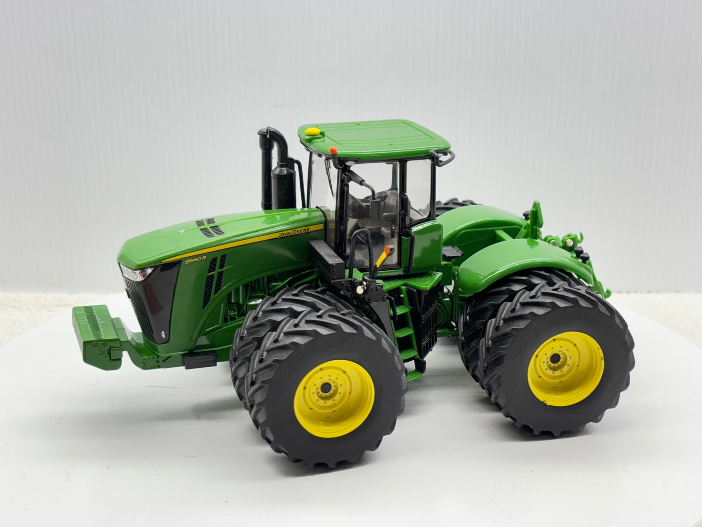 1/32 John Deere 9560R