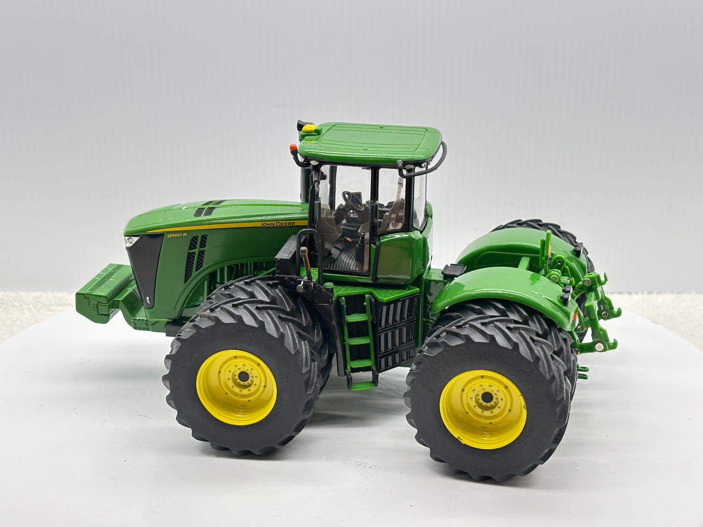 1/32 John Deere 9560R