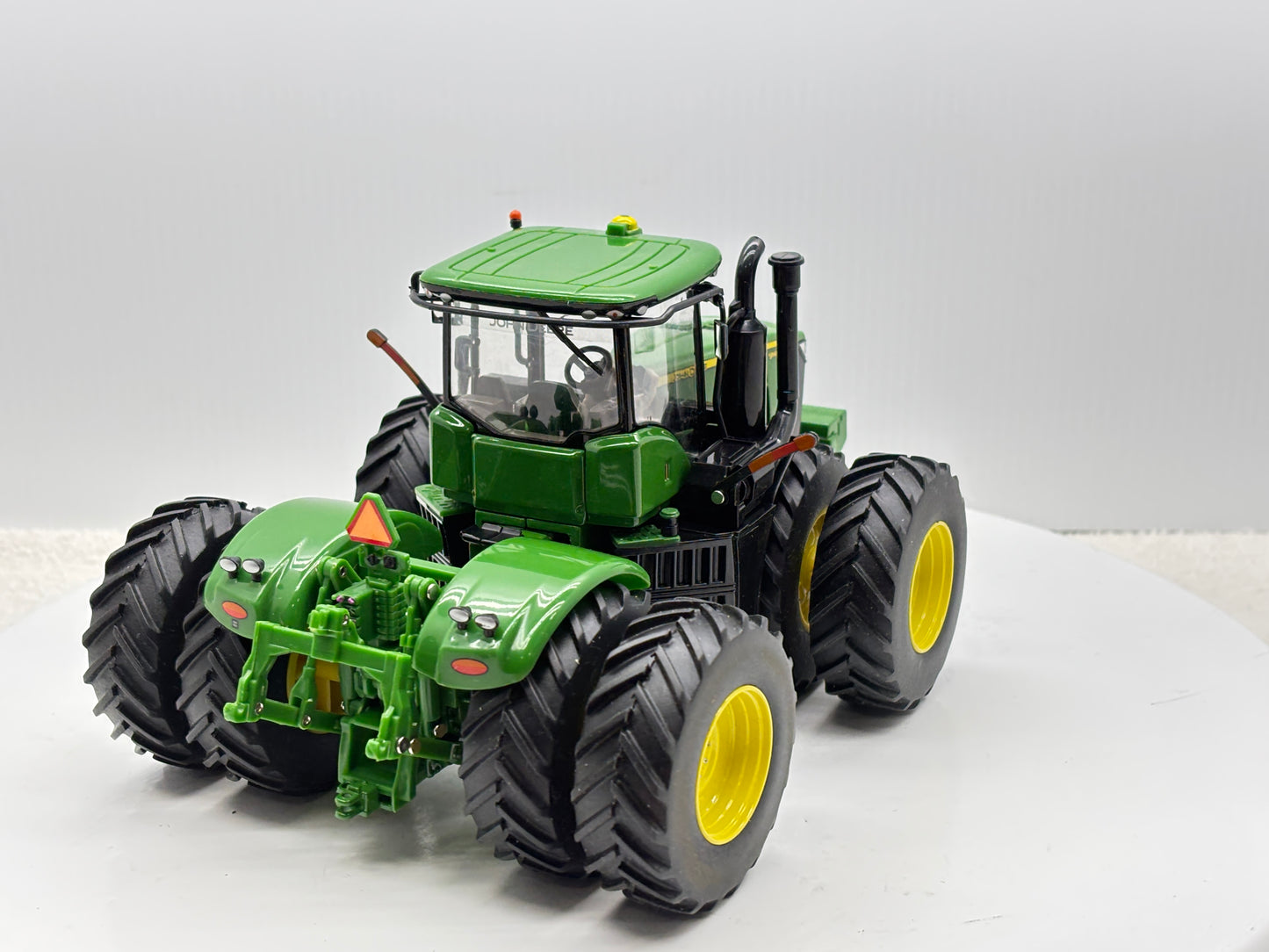 1/32 John Deere 9560R