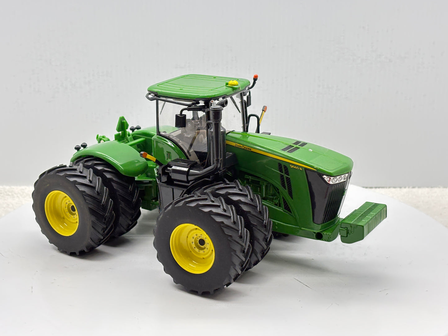 1/32 John Deere 9560R