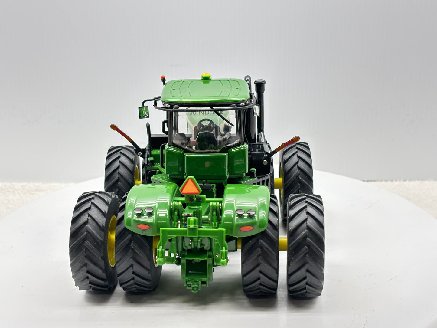 1/32 John Deere 9560R